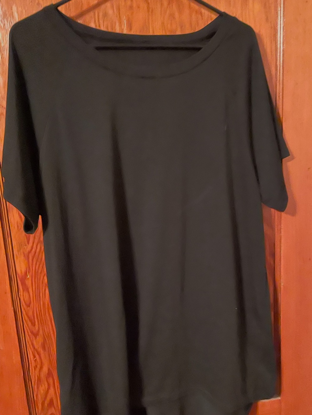 Women's Black Short-Sleeve Crewneck Tee